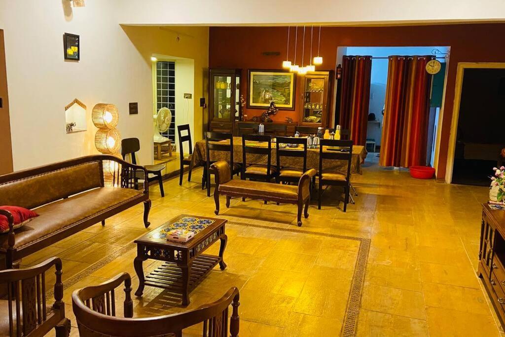קארג'אט Shangri-La Valley Retreat מראה חיצוני תמונה